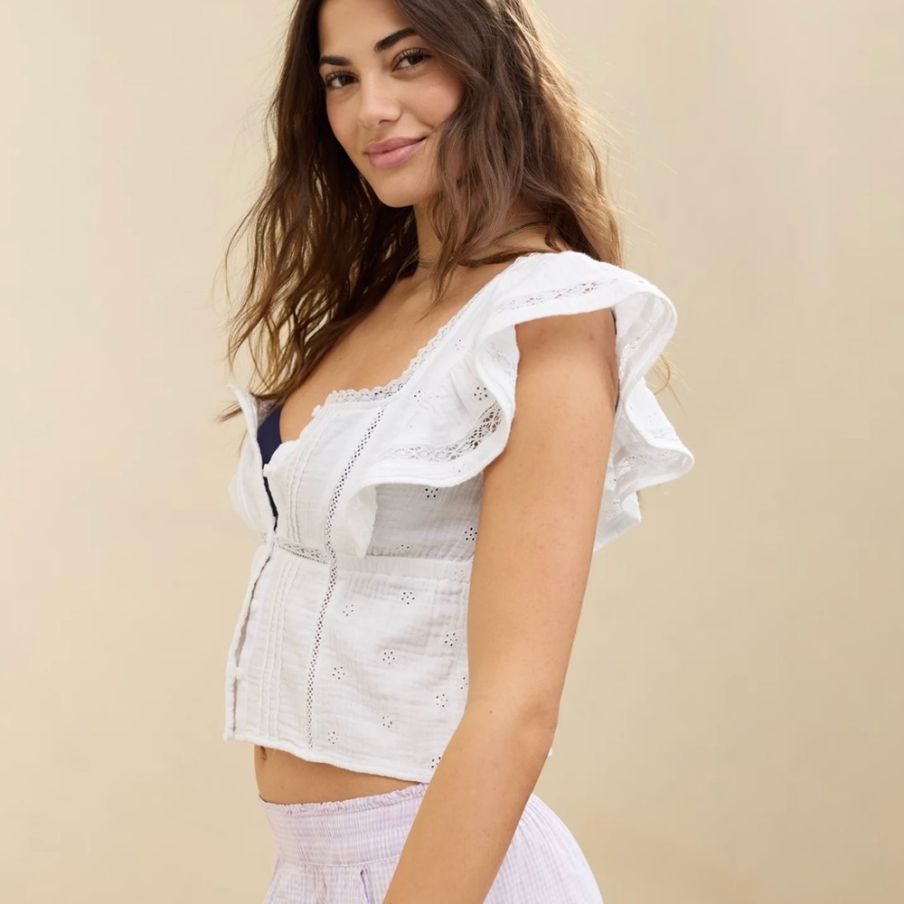 Aerie White Ruffle Sleeve Blouse